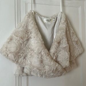 Like new Eliza J elegant shoulder cover